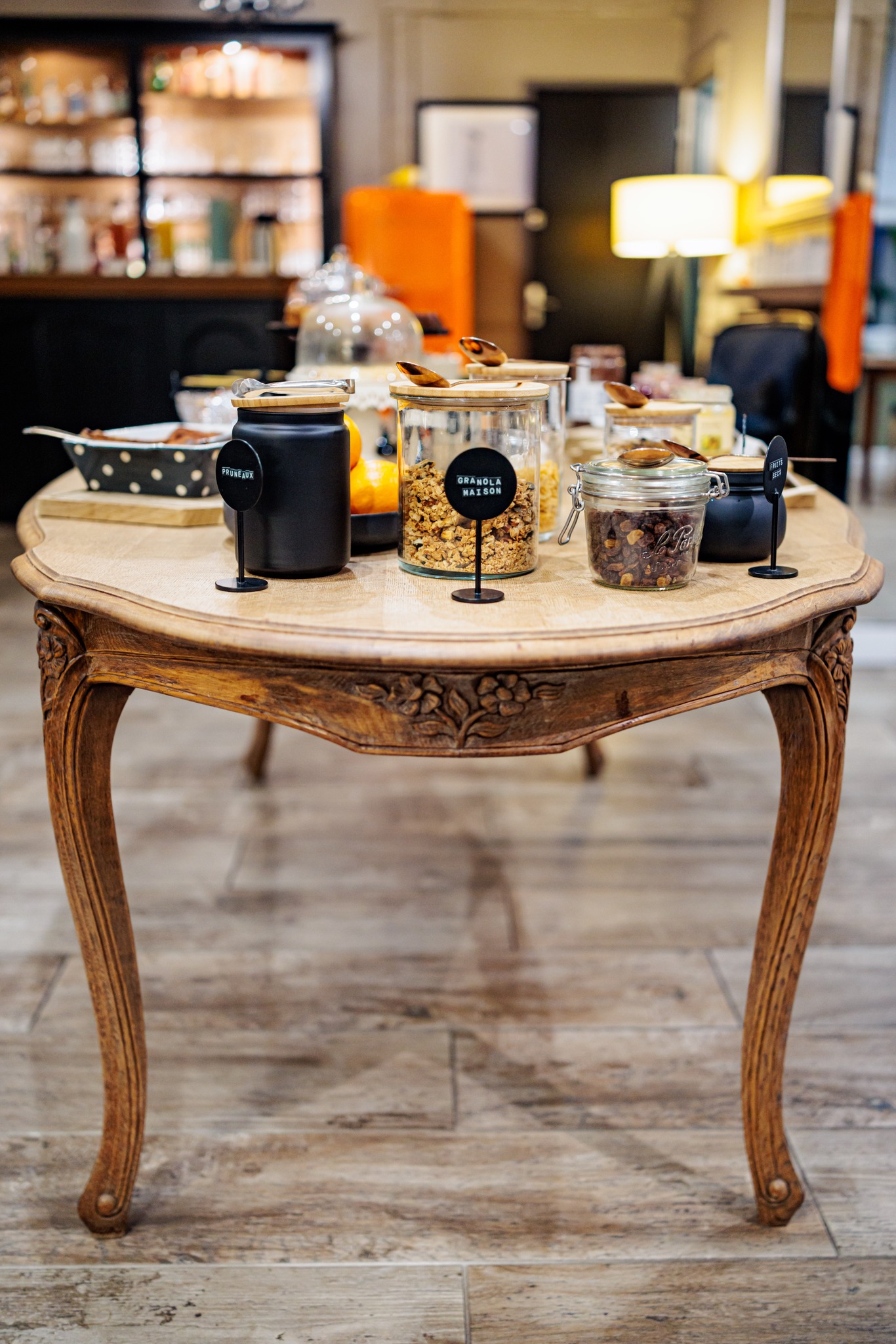 A "La Maison Trébeurden" on sait l'importance du #petitdejeuner  surtout lorsque l'on part sur les chemins  de #randonnée 🚶‍➡️alors dès 07h30, tous les matins, notre buffet vous attend. Que vous soyez plutôt sucré, salé, végétarien ou végan pour trouverez de quoi vous restaurer !
Et avant de partir, n'oubliez pas de commander votre sandwich pour le midi ! On vous explique tout à votre arrivée !

Alors, on se voit quand ?